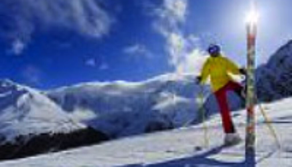 pic_skiing_snowboarding